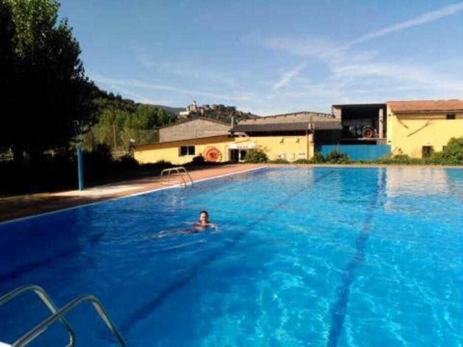 Apartament Gran Pirineu Монферрер Экстерьер фото