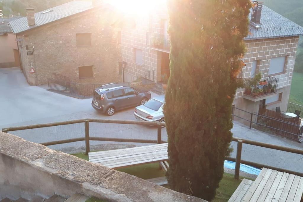 Apartament Gran Pirineu Монферрер Экстерьер фото